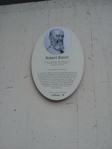 A memorial plaque to Robert Bosch on a Stuttgart building
