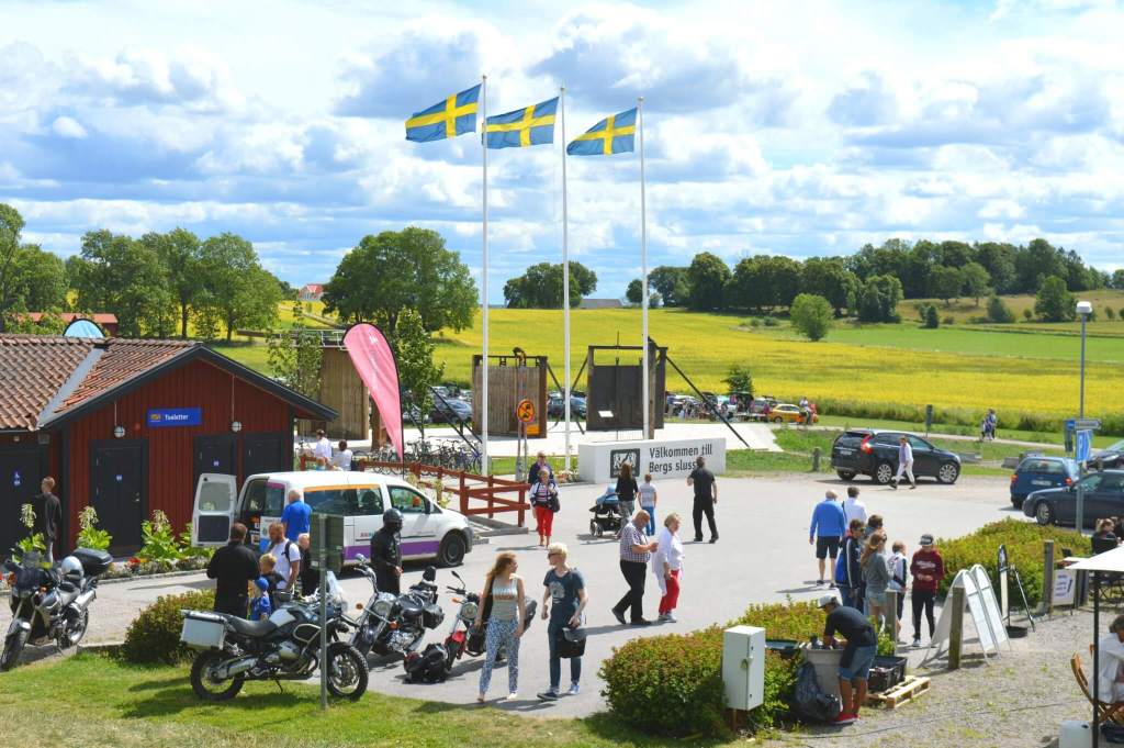 Relax and cruise in Sweden ta the Gota Kanal