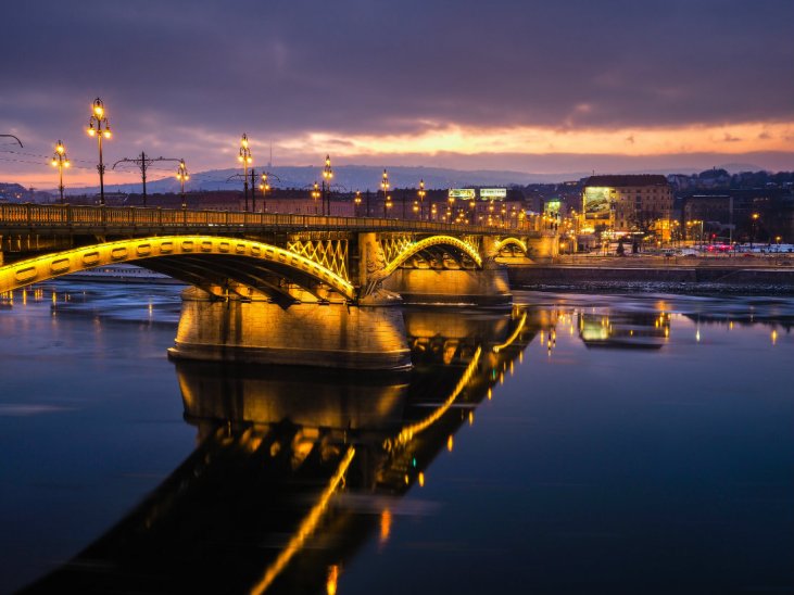 Best Budapest Ruin Bars and where to stay in Budapest for every budget