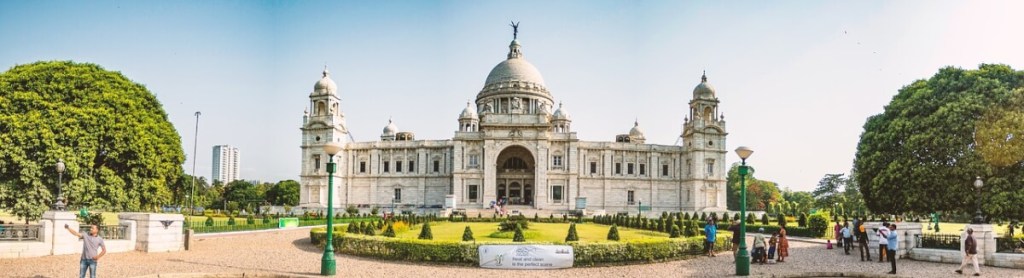 Victoria memorial, kolkata. Here are some funny bengali words for you.