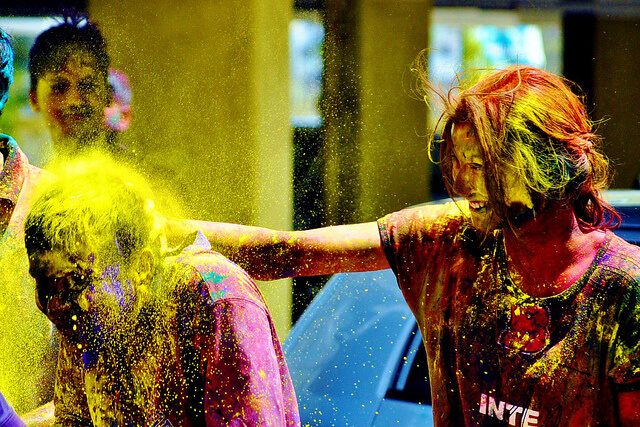 What happens during Holi - the festival of colours