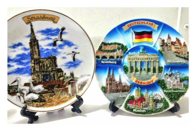 souvenir plates