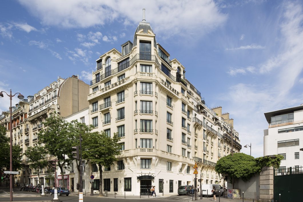 Terras Hotel in Montmartre,Paris